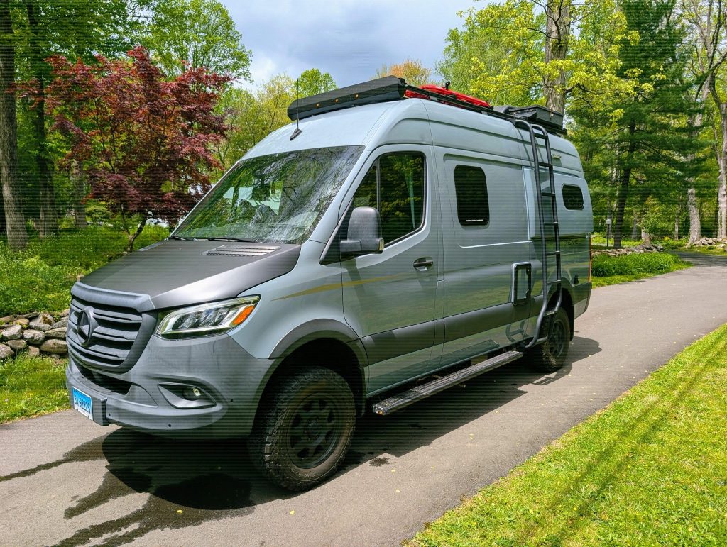 2022 Winnebago Revel 4×4 / 2020 Mercedes Sprinter 2500