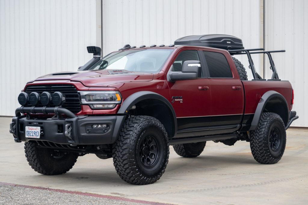 2023 Ram 2500 Laramie Night Crew Cab Cummins 4×4 AEV Prospector XL