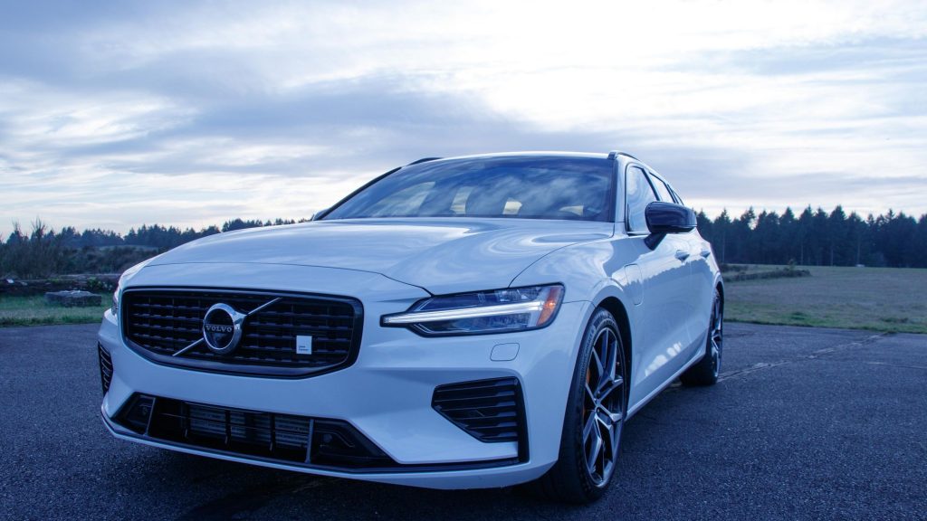 2022 Volvo V60 Recharge T8 Polestar Engineered