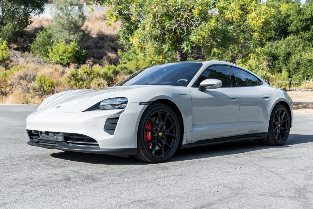 2022 Porsche Taycan GTS