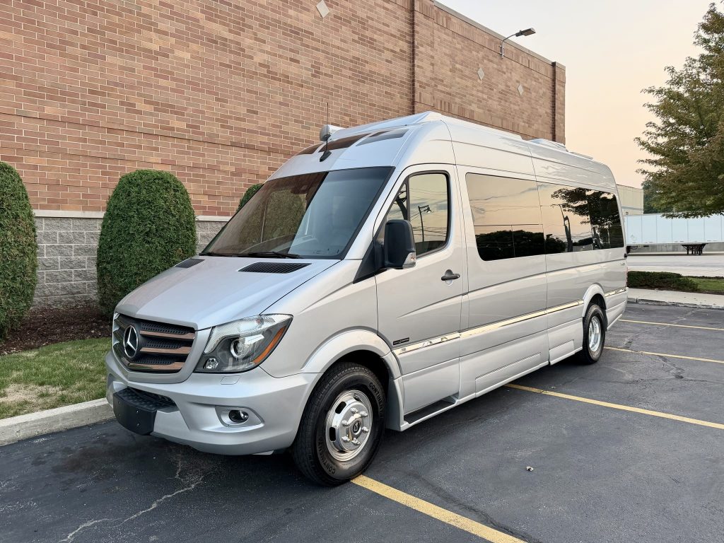2018 Roadtrek E-Trek XL – Mercedes Sprinter 3500