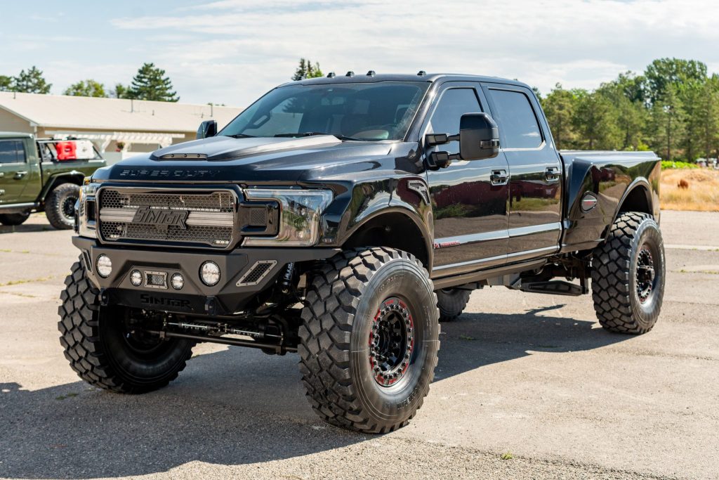 2021 Ford F-450 Crew Cab Platinum