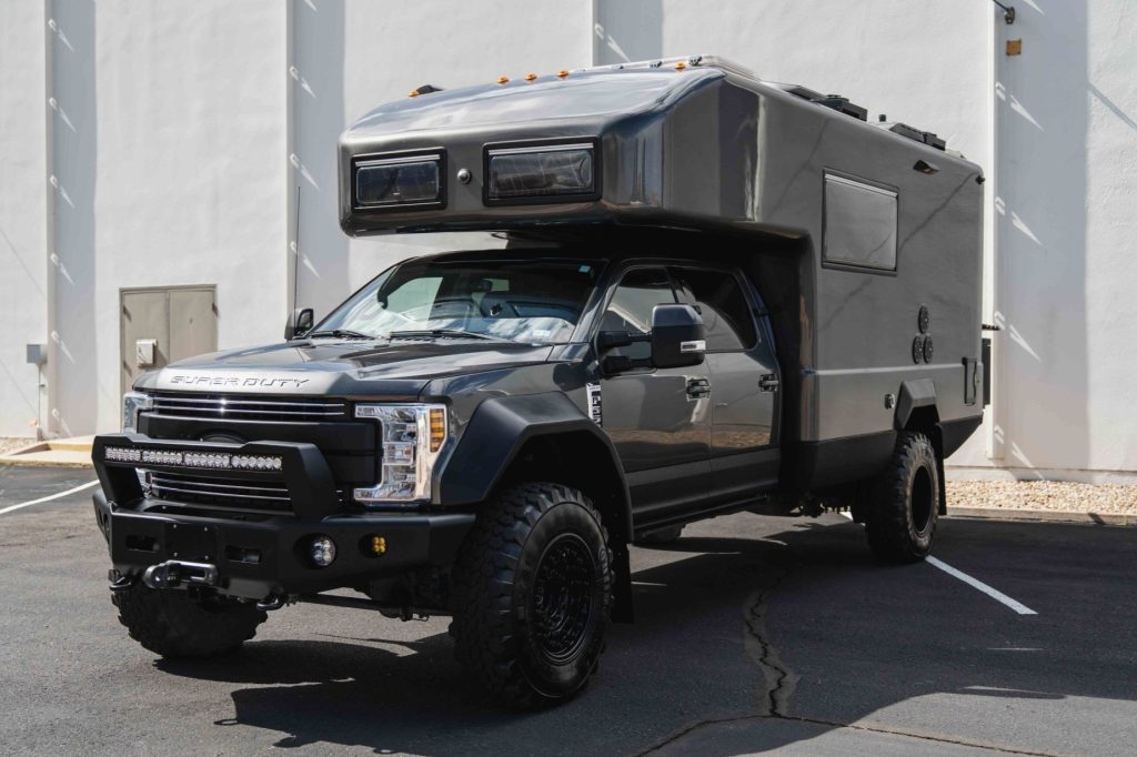 2019 EarthRoamer XV-LTS – Ford F-550 Super Duty Crew Cab