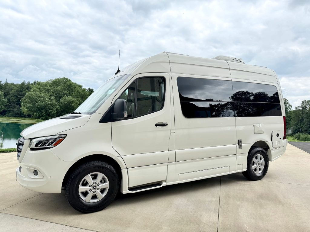 2023 Roadtrek SS Agile – Mercedes Sprinter 2500